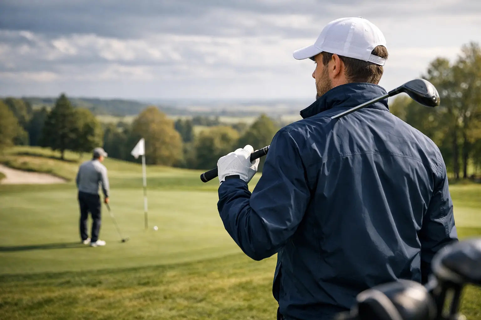 Golf Windbreaker Jacket Review for UK Golfers