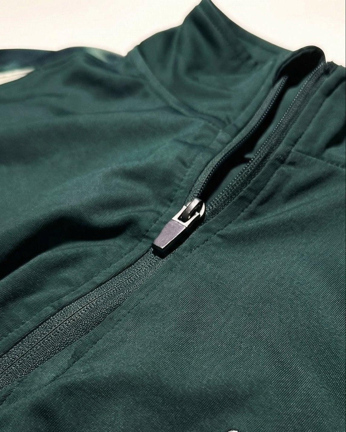 Close up of zip and fabric golf quarter zip